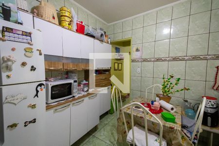 Casa à venda com 143m², 4 quartos e 2 vagas Casa à venda com 143m², 4 quartos e 2 vagascozinha 2