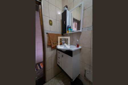 Casa à venda com 143m², 4 quartos e 2 vagas Casa à venda com 143m², 4 quartos e 2 vagasBanheiro 2