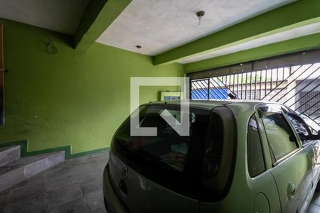 Casa à venda com 143m², 4 quartos e 2 vagas Casa à venda com 143m², 4 quartos e 2 vagasGaragem