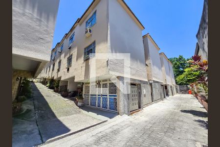 Apartamento para alugar com 83m², 2 quartos e 1 vagaÁrea comum