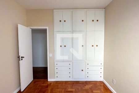 Apartamento à venda com 175m², 4 quartos e 1 vagaQuarto 02