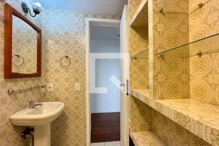 Apartamento à venda com 175m², 4 quartos e 1 vagaBanheiro Social