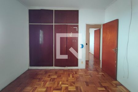 Casa à venda com 170m², 3 quartos e 4 vagasQuarto 2