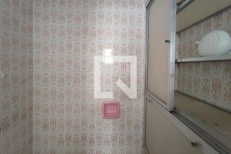 Casa à venda com 170m², 3 quartos e 4 vagasBanheiro Suíte 