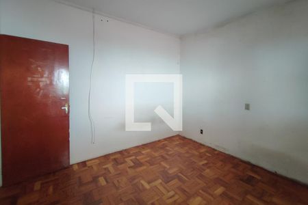 Casa à venda com 170m², 3 quartos e 4 vagasQuarto 2
