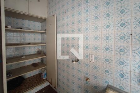 Casa à venda com 170m², 3 quartos e 4 vagasÁrea de Serviço