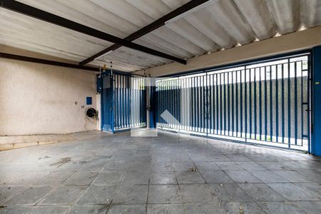 Garagem  de casa à venda com 3 quartos, 120m² em Vila Gumercindo, São Paulo
