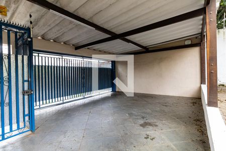Garagem  de casa à venda com 3 quartos, 120m² em Vila Gumercindo, São Paulo