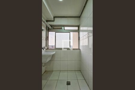 Apartamento para alugar com 70m², 3 quartos e 1 vagaÁrea de Serviço