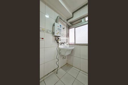 Apartamento para alugar com 70m², 3 quartos e 1 vagaÁrea de Serviço