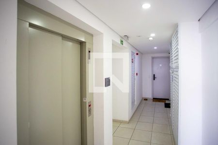 Apartamento à venda com 57m², 2 quartos e 1 vagaHall de entrada