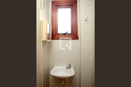 Apartamento à venda com 171m², 3 quartos e 2 vagasBanheiro 4 Serviço