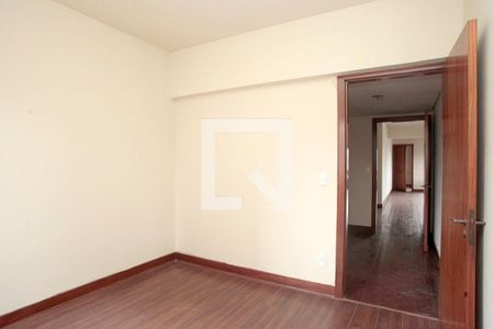 Apartamento à venda com 171m², 3 quartos e 2 vagasQuarto 3