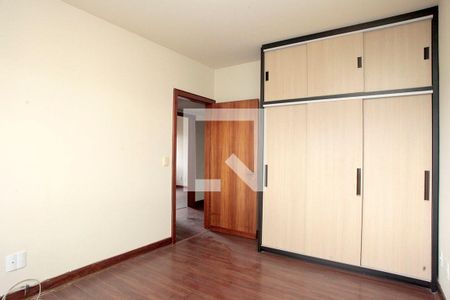 Apartamento à venda com 171m², 3 quartos e 2 vagasQuarto 2