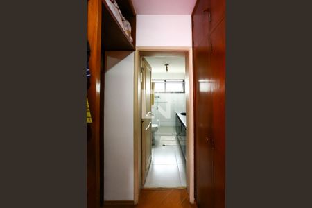 Apartamento à venda com 196m², 3 quartos e 3 vagas Apartamento à venda com 196m², 3 quartos e 3 vagasCloset da suíte 2