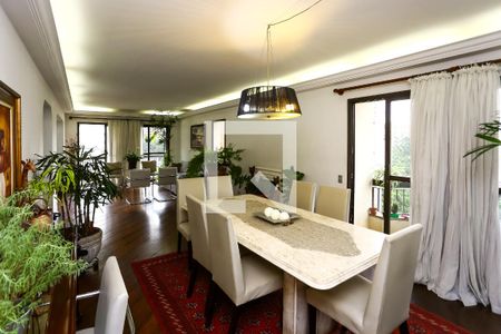 Sala de apartamento à venda com 3 quartos, 196m² em Vila Andrade, São Paulo