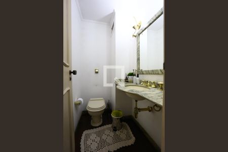 Apartamento à venda com 196m², 3 quartos e 3 vagas Apartamento à venda com 196m², 3 quartos e 3 vagasLavabo