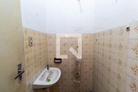 Casa à venda com 123m², 3 quartos e 2 vagasBanheiro 3