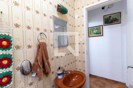 Casa à venda com 123m², 3 quartos e 2 vagasBanheiro 2