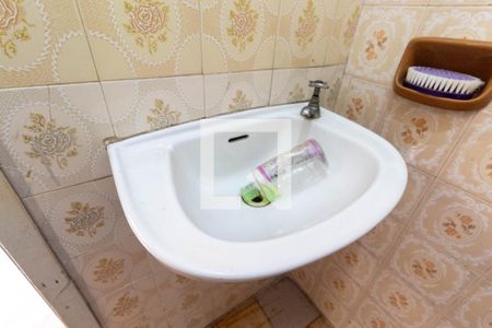 Casa à venda com 123m², 3 quartos e 2 vagasBanheiro 3