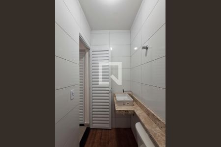 Banheiro de kitnet/studio para alugar com 1 quarto, 30m² em Vila Nova Cachoeirinha, São Paulo