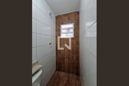 Banheiro de kitnet/studio para alugar com 1 quarto, 30m² em Vila Nova Cachoeirinha, São Paulo