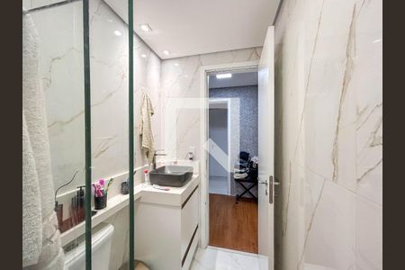 Apartamento à venda com 79m², 3 quartos e 2 vagasBanheiro da Suíte