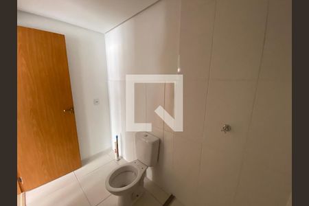 Apartamento à venda com 47m², 2 quartos e 1 vaga Apartamento à venda com 47m², 2 quartos e 1 vagaBanheiro