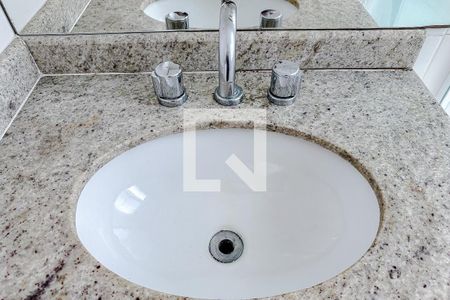 Apartamento à venda com 74m², 2 quartos e 1 vagaBanheiro