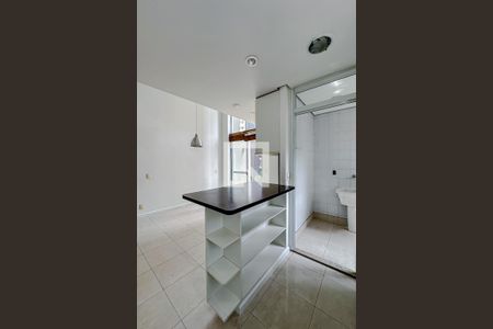 Apartamento à venda com 74m², 2 quartos e 1 vagaCozinha