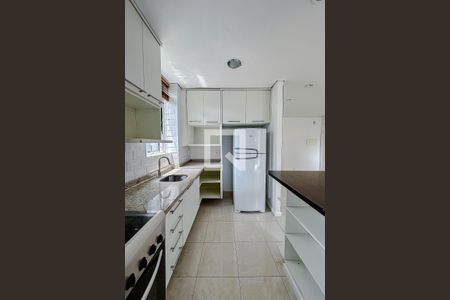 Apartamento à venda com 74m², 2 quartos e 1 vagaCozinha