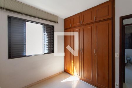 Apartamento à venda com 90m², 3 quartos e 2 vagasQuarto 2