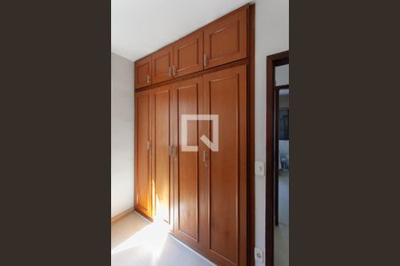 Apartamento à venda com 90m², 3 quartos e 2 vagasQuarto 2