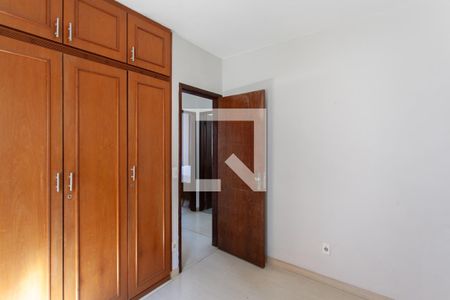 Apartamento à venda com 90m², 3 quartos e 2 vagasQuarto 2