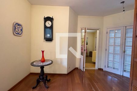 Casa de condomínio à venda com 450m², 4 quartos e 6 vagasSala 2