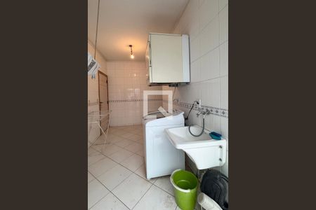 Casa de condomínio à venda com 450m², 4 quartos e 6 vagasÁrea de Serviço