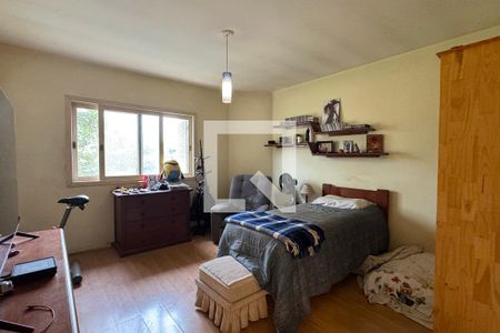 Casa de condomínio à venda com 450m², 4 quartos e 6 vagasSuíte 4