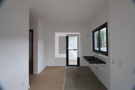 Casa à venda com 46m², 2 quartos e 1 vagaSala/Cozinha