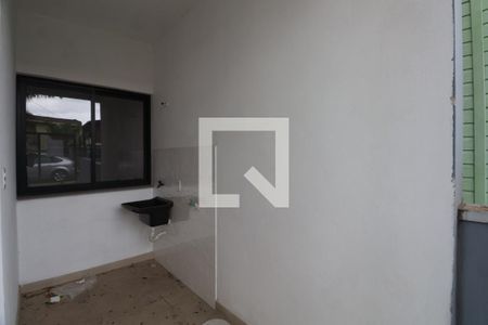 Casa à venda com 46m², 2 quartos e 1 vagaÁrea de Serviço