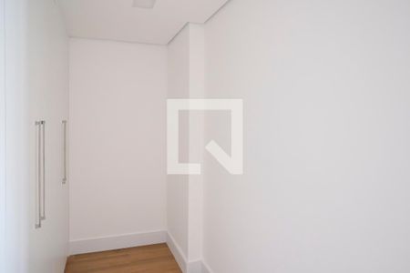 Casa de condomínio à venda com 800m², 5 quartos e 10 vagasCloset suíte 4