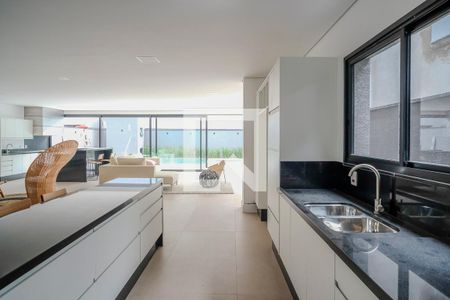 Casa de condomínio à venda com 800m², 5 quartos e 10 vagasCozinha 1