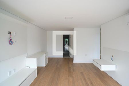 Casa de condomínio à venda com 800m², 5 quartos e 10 vagasSuíte 1