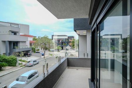 Casa de condomínio à venda com 800m², 5 quartos e 10 vagasVaranda suíte 1