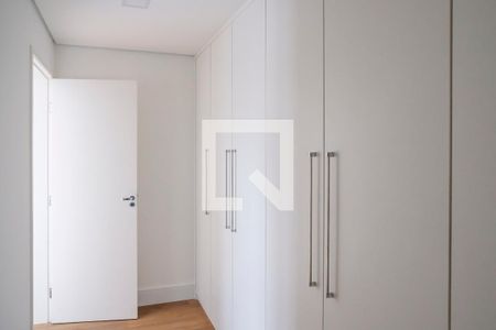 Casa de condomínio à venda com 800m², 5 quartos e 10 vagasCloset suíte 4