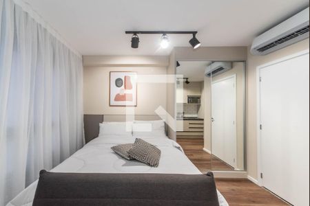 Quarto de kitnet/studio para alugar com 1 quarto, 30m² em Brooklin Paulista, São Paulo
