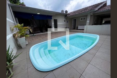 Casa à venda com 149m², 3 quartos e 3 vagas Casa à venda com 149m², 3 quartos e 3 vagasÁrea comum