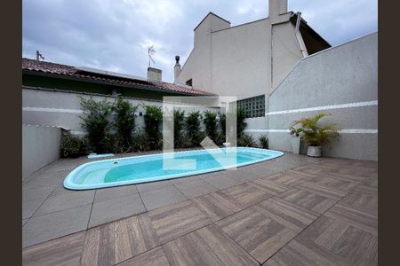 Casa à venda com 149m², 3 quartos e 3 vagas Casa à venda com 149m², 3 quartos e 3 vagasÁrea comum