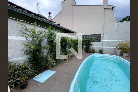 Casa à venda com 149m², 3 quartos e 3 vagas Casa à venda com 149m², 3 quartos e 3 vagasÁrea comum