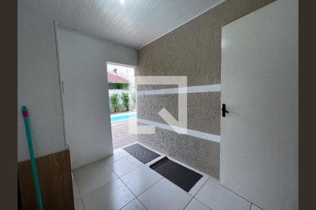 Casa à venda com 149m², 3 quartos e 3 vagas Casa à venda com 149m², 3 quartos e 3 vagasLavanderia