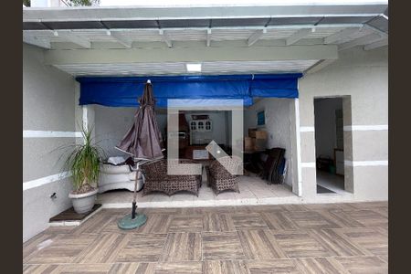 Casa à venda com 149m², 3 quartos e 3 vagas Casa à venda com 149m², 3 quartos e 3 vagasÁrea comum